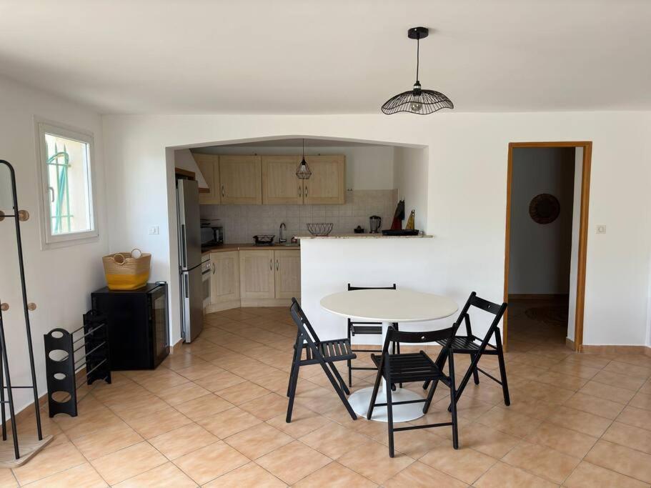 Grande Annexe De Maison Avec Jardin Daire Aix-en-Provence Dış mekan fotoğraf