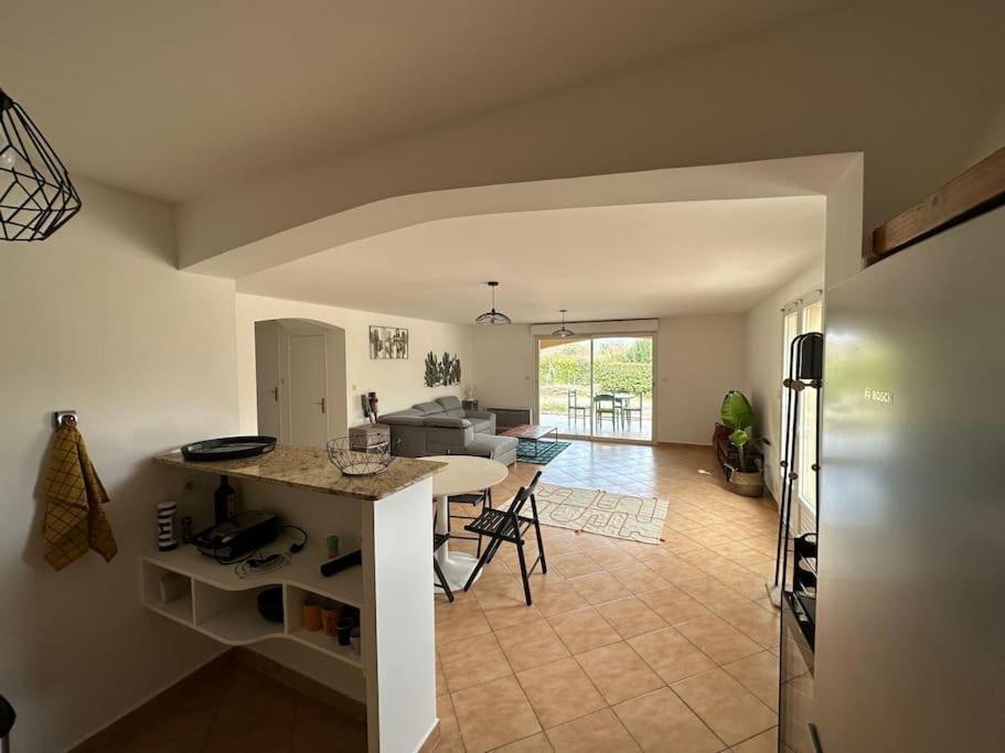 Grande Annexe De Maison Avec Jardin Daire Aix-en-Provence Dış mekan fotoğraf